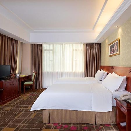 Vienna Hotel Dongguan Hou Street Wanda Plaza Dış mekan fotoğraf