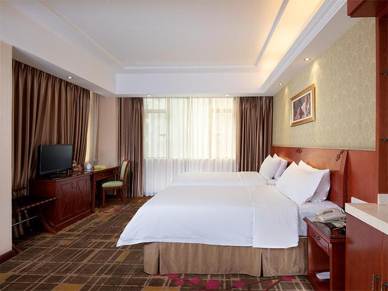 Vienna Hotel Dongguan Hou Street Wanda Plaza Dış mekan fotoğraf