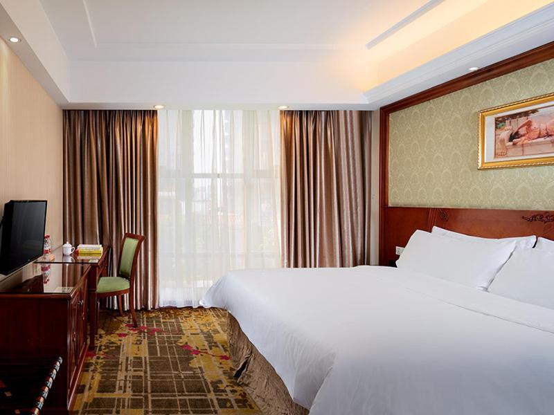 Vienna Hotel Dongguan Hou Street Wanda Plaza Dış mekan fotoğraf