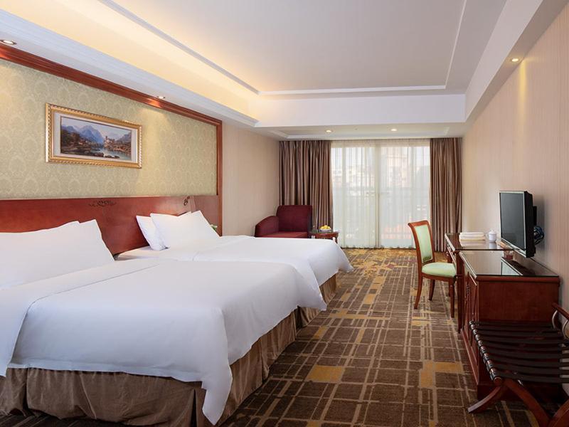 Vienna Hotel Dongguan Hou Street Wanda Plaza Dış mekan fotoğraf