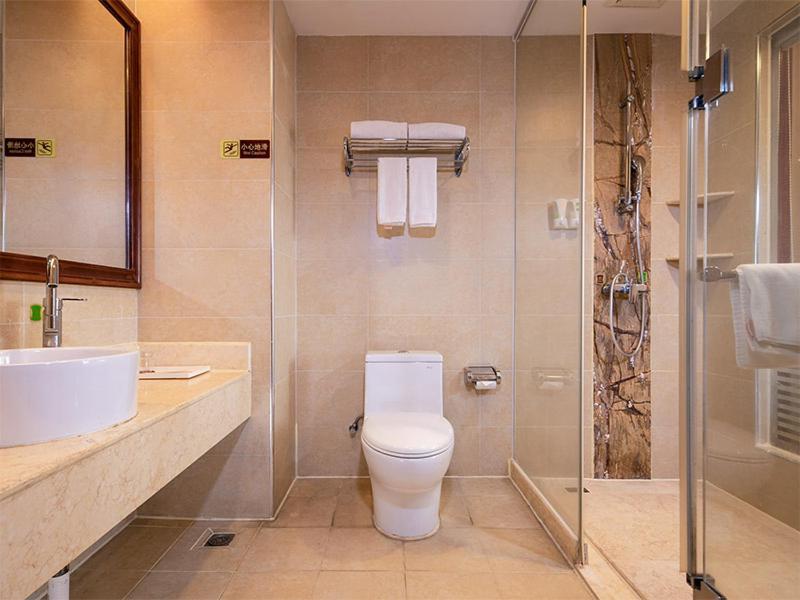 Vienna Hotel Dongguan Hou Street Wanda Plaza Dış mekan fotoğraf