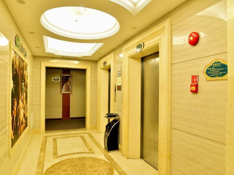 Vienna Hotel Dongguan Hou Street Wanda Plaza Dış mekan fotoğraf